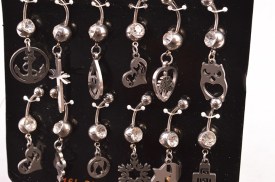 Pack 12 piercing curvos con dijes (1).jpg